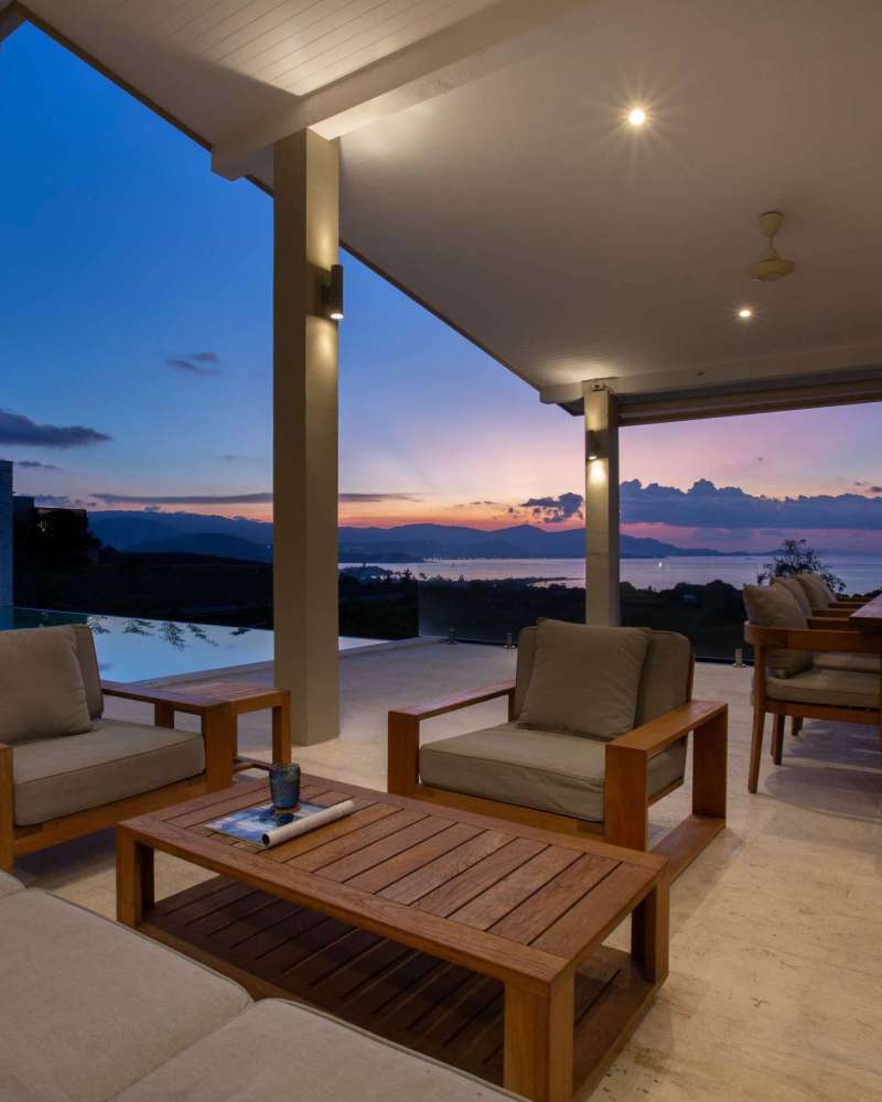 Terrace Lounge