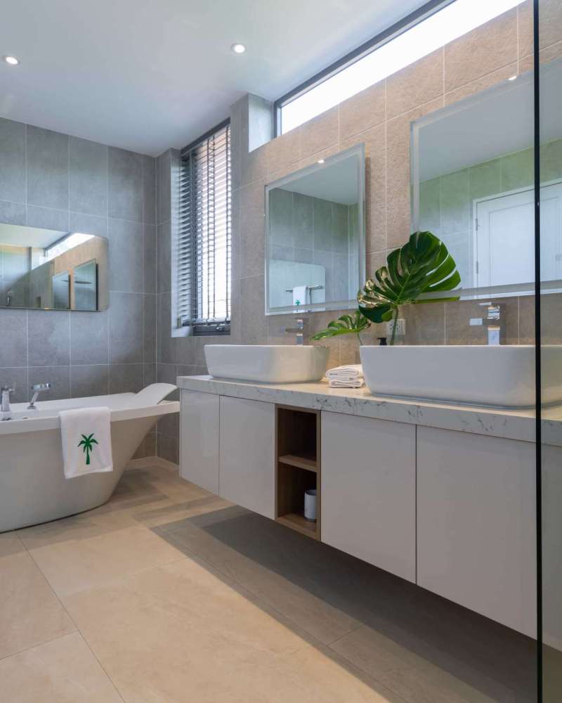 Master Bath